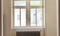 Wohnung - 1040, Wien - Charmante Altbauwohnung mit kleinem Balkon