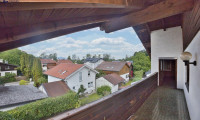 Wohnung - 5101, Bergheim - 4-Zimmer-Dachgeschosswohnung in Bergheim – Gestaltungspotenzial in ruhiger Lage