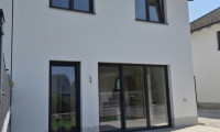 Haus - 2442, Ebreichsdorf - Wohnen mit Lebensqualität – ruhig, modern und zentral