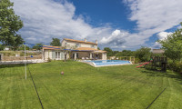 Haus - 52342, Smoljanci - PROVISIONSFREI für den Käufer! Haus im Grünen mit Pool auf Istrien