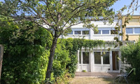 Haus - 2344, Maria Enzersdorf - Reihenhaus mit südseitigem Garten und großem Potenzial in Maria Enzersdorf
