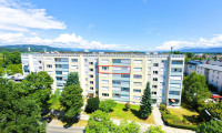 Wohnung - 9020, Klagenfurt am Wörthersee - Helle 3-Zimmer-Eigentumswohnung mit Westloggia, Parkplatz und Gartenanlage in Klagenfurt-Welzenegg
