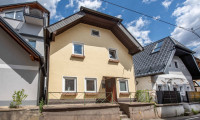 Haus - 4810, Gmunden - Liebevolles Altstadthaus mit Garten in der Kuferzeile