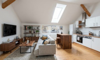 Wohnung - 2700, Wiener Neustadt - Helle drei Zimmer - Dachgeschosswohnung mit Charme & Weitblick in Wiener Neustadt.