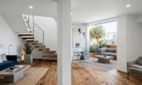 Wohnung - 1170, Wien - U-Bahn-Nähe U3 und U6! Hochwertige 3-Zimmer-Dachgeschoss-Wohnung mit Südterrasse in generalsaniertem Gründerzeithaus