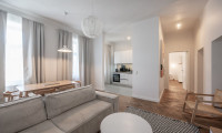 Wohnung - 1070, Wien - ++NEU++ Stylish 3-room Period Apartment in a Prime Location – Balcony Approval Available!