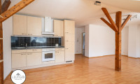 Wohnung - 6020, Innsbruck - Wohnen mit Charakter – 3-Zimmerwohnung mit Potential