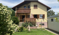 Haus - 2601, Eggendorf - Einfamilienhaus in ruhiger Lage am Ortsrand