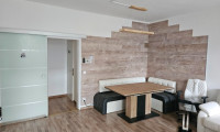 Wohnung - 2483, Ebreichsdorf - Großzügige 3-Zimmerwohnung mit Balkon, Stellplatz, privater Eingang, Ruhelage