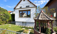 Haus - 2640, Gloggnitz - Renoviertes Einfamilienhaus in Gloggnitz – Ihr neues Zuhause mit Garten und Garage!