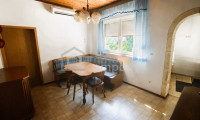 Haus - 7092, Winden am See - Charmantes Einfamilienhaus & Lagerhalle mit Garten, Balkon und Garage in Winden am See – 379.000 €