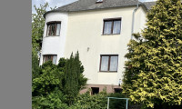 Haus - 1140, Wien - Solides Wohnhaus mit großem Garten in 1140 – renovieren oder neu gestalten