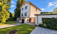 Haus - 3003, Gablitz - GABLITZ | GEPFLEGTES EINFAMILIENHAUS MIT GARTEN, TERRASSEN & GARAGE IN RUHELAGE AM HAUERSTEIG | ZELLMANN IMMOBILIEN