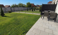 Wohnung - 7072, Mörbisch am See - Ca. 64 m² Wohnung mit ca. 107 m² Eigengarten & Klimaanlage - Perfekt als Haupt- od. Zweitwohnsitz - Lebensqualität zwischen See und Reben