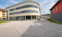 Büro / Praxis - 8680, Mürzzuschlag - Vielseitige Immobilie in Mürzzuschlags Zentrum – Ordination, Investment oder Wohnraum