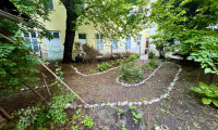 Wohnung - 1150, Wien,Rudolfsheim-Fünfhaus - Gesamte Hofhaus Etage mit 20m2 Eigengarten, 2,5 Schlafzimmern, Parkplatz, WG tauglich! - 300 m nach Schönbrunn!