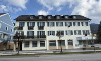 Haus - 8950, Stainach-Pürgg - Bestandshaus mit großem Parkplatz in zentraler Lage!