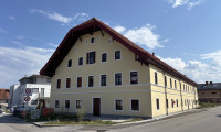 Büro / Praxis - 83395, Freilassing - 165 m² flexibel gestaltbare Gewerbefläche in Freilassings ehemaligen Traditionsgasthof "RIESCHEN" provisionsfrei zu verkaufen!