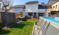 Haus - 8605, Kapfenberg - TOP Generalrenoviertes Reihenhaus in wunderbarer Lage (Apfelmoar)!