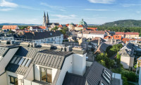 Wohnung - 3400, Klosterneuburg - Panorama, Privatsphäre und moderne Architektur – Maisonette in begehrter Aussichtslage