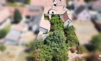 Grundstück - 2275, Bernhardsthal - Grundstück mit Altbestand in Bernhardsthal – über 1.400 m² Bau- und Grünland