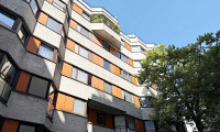Wohnung - 1040, Wien - DANHAUSERGASSE, gepflegte 85 m2 Neubau, 2 Zimmer, Wohnküche, 2er-WG-geeignet, Wannenbad, Parketten, 2. Liftstock, U1-Nähe