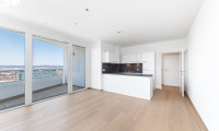 Wohnung - 1100, Wien - # SQ - HOCH33 - WOHNEN MIT WEITBLICK IM HÖCHSTGELEGENEN WOHNGEBÄUDE WIENS