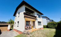 Haus - 8740, Zeltweg - Zeltweg: großzügiges Einfamilienhaus mit 6 Zimmern auf ca 146 m2 WFL, Garage und schönem Grundstück