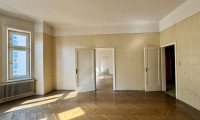 Wohnung - 1020, Wien - Sanierungsbedürftige 140 m² Altbauwohnung in begehrter Lage beim Augarten