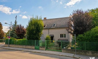 Haus - 1210, Wien - Großzügiges Haus mit viel Platz, zwei möglichen Wohneinheiten auf einem Eckgrundstück in ruhiger Lage in 1210 Wien - Großjedlersdorf