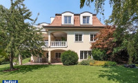 Haus - 3400, Klosterneuburg - Phantastisches Anwesen mit zwei Wohneinheiten und einer zusätzlichen Einlegerwohnung in bester Lage am Südhang des Ölbergs
