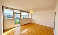 Wohnung - 3100, St. Pölten - Ab 15. Oktober verfügbar !Toll aufgeteiltes, gemütliches 38 m2 Mietappartment (1.5 Zimmer) mit Loggia in St. Pölten