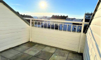 Wohnung - 1180, Wien - UNBEFRISTET, AKH-NÄHE, 60 m2 Dachgeschoß mit 4 m2 Terrasse, 2 Zimmer, Extraküche, Wannenbad, Klostergasse