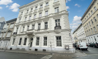 Wohnung - 1150, Wien - Unsanierte 3 Zimmer Wohnung im sehr schönen Stilaltbau