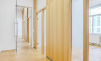 Büro / Praxis - 1010, Wien - Hochtwertiges Büro in repräsentativem Stilaltbau - 5 Zimmer - Balkon