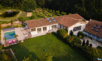 Haus - 3012, Wolfsgraben - Neuwertiges Luxus-Chalet in Wolfsgraben: 653 m², Garten, 3 Terrassen in absoluter Traumlage