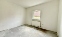 Wohnung - 4600, Wels - Sanierungsbedürftige 4-Zimmer-Wohnung inkl. Parkplatz