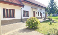 Haus - 7131, Halbturn - Beeindruckendes Wohlfühlen: Einziehen und Wohnen in Schlossnähe