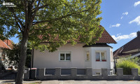 Haus - 2460, Bruck an der Leitha - Ein Zuhause für die ganze Familie – mit Garten, Keller, viel Platz und ganz viel Potenzial