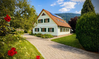 Haus - 8832, Oberwölz (Stadt) - Gepflegtes Einfamilienhaus mit idyllischem Garten, Pool und Sauna