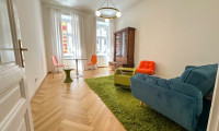 Wohnung - 1090, Wien,Alsergrund - Stilvoll Wohnen im 9. Bezirk - Lichtdurchflutete Altbauwohnung in ruhiger Seitenstraße