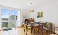 Wohnung - 2120, Wolkersdorf im Weinviertel - Fernblick: 3-Zimmer-Dachgeschosswhg. in Wolkersdorf mit Loggia und Tiefgaragenplatz