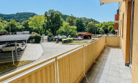 Wohnung - 8605, Kapfenberg - WOHNJUWEL MIT SÜDWEST-BALKON I CARPORT ODER PARKPLATZ I SMARTE RAUMAUFTEILUNG I TOP-VERKEHRSANBINDUNG I PROJEKT WOHNEN I