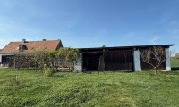 Haus - 7474, Deutsch-Schützen - 1.205 m² Bauland mit sanierungsbedürftigem Wohnhaus, Scheune, PV-Anlage