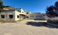 Halle / Lager / Produktion - 2522, Oberwaltersdorf - Ideale Gewerbeliegenschaft für Logistik & Produktion – mit Büro und Wohnung
