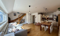 Wohnung - 1180, Wien,Währing - MODERNES WOHNEN ÜBER DEN DÄCHERN DES 18. BEZIRKS! – Dachgeschoss-Maisonette mit Dachterrasse + TG Platz