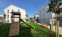 Wohnung - 5204, Straßwalchen - Erstbezug | 3-Zimmer Mietwohnung mit Terrasse und Privatgarten