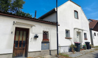 Haus - 2033, Kammersdorf - PREISKNALLER ZUM JAHRESENDE: Charmantes Landhaus mit zwei großen Gewölbekellern - nur 75.000 €!