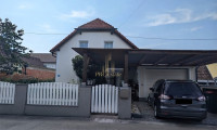 Haus - 4614, Marchtrenk - Gepflegtes Einfamilienhaus in Marchtrenk: 190 m², Garten, Terrasse & Garage um 649.000 €