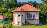 Haus - 2250, Ptuj - Großzügiges Anwesen mit Bio-Obstgarten und Traumaussicht nahe Ptuj